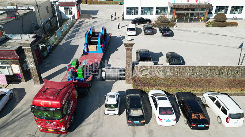 凿井绞车